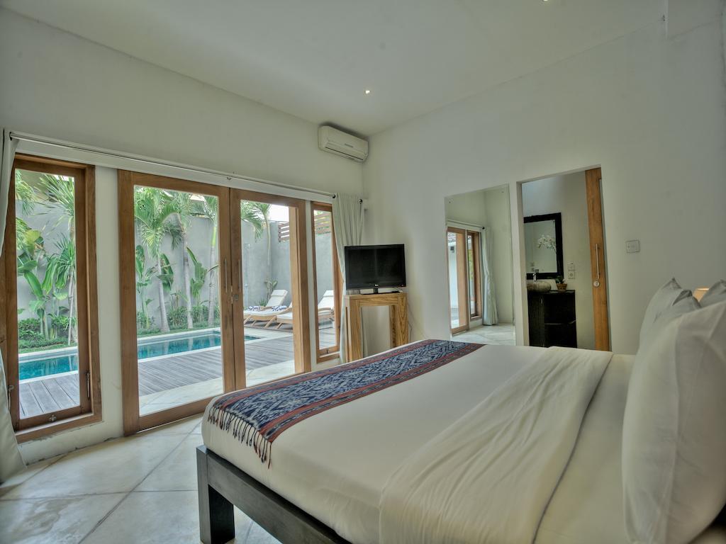 Bali Villas Arta Seminyak Quarto foto