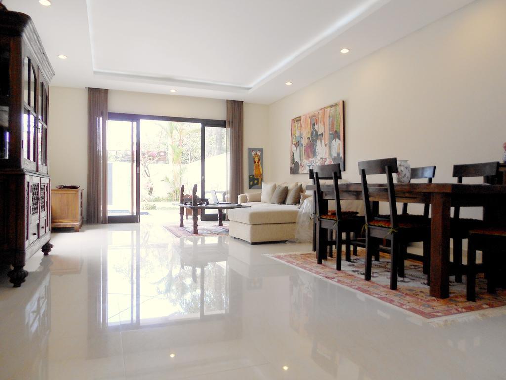 Bali Villas Arta Seminyak Quarto foto