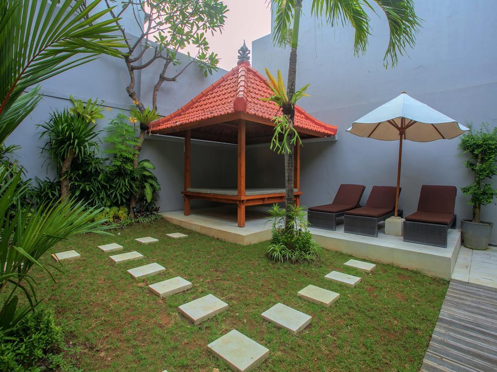 Bali Villas Arta Seminyak Exterior foto