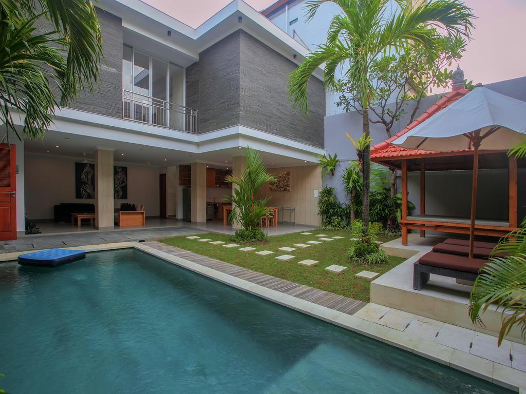 Bali Villas Arta Seminyak Exterior foto