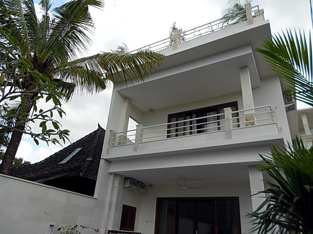 Bali Villas Arta Seminyak Exterior foto