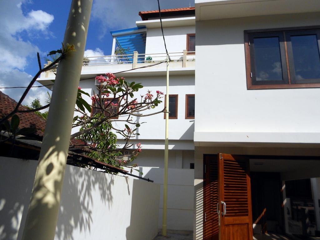 Bali Villas Arta Seminyak Exterior foto